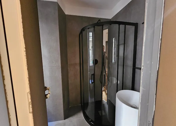 De Ferrari Famyly شقة فندقية 4*