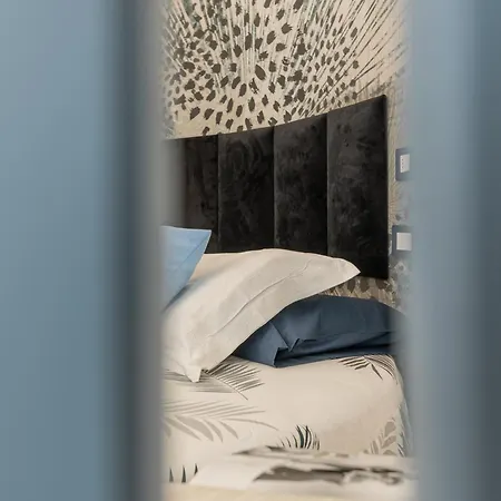 De Ferrari Famyly Ξενοδοχείο με διαμερίσματα 4*